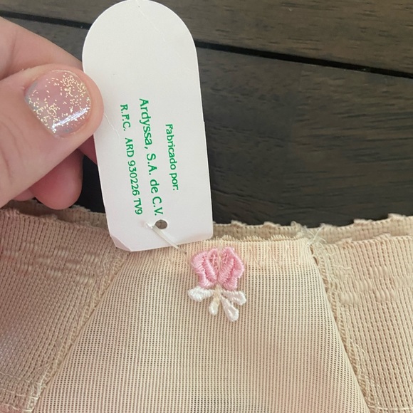 Ardyss nude panty reshaper size XXS butt enhancer NWT - Picture 3 of 13